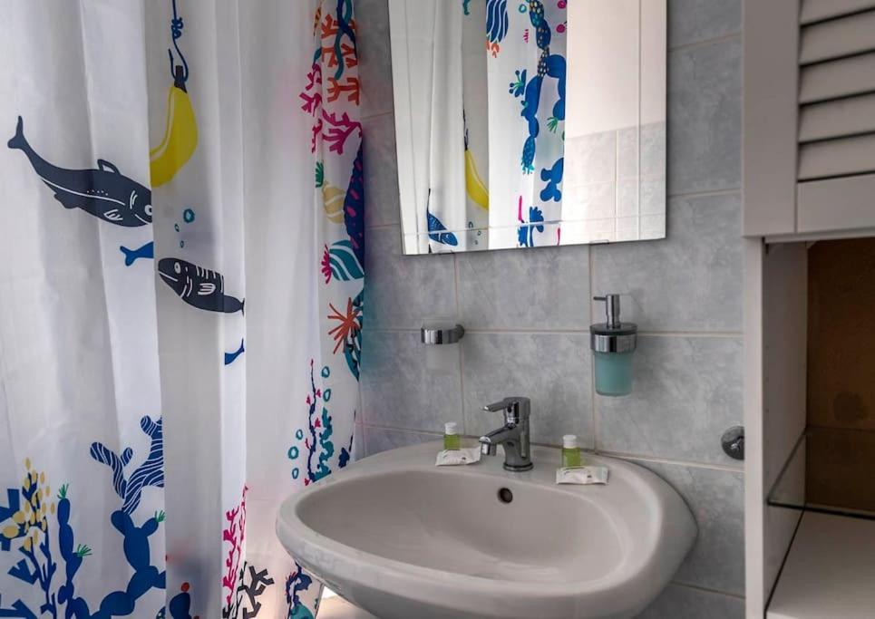 Gorgeous Flat Right Near The City Center Будапеща Екстериор снимка