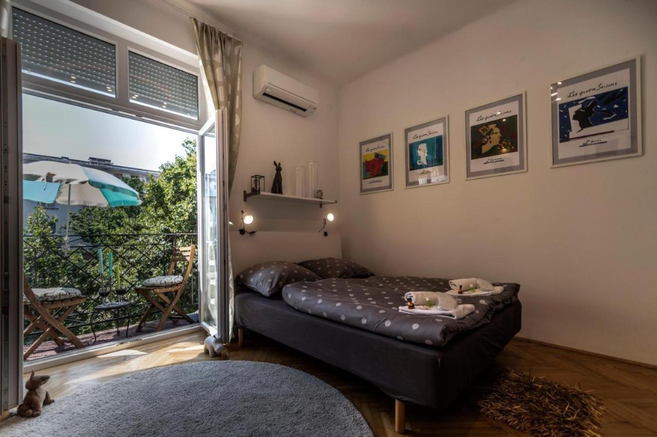 Gorgeous Flat Right Near The City Center Будапеща Екстериор снимка