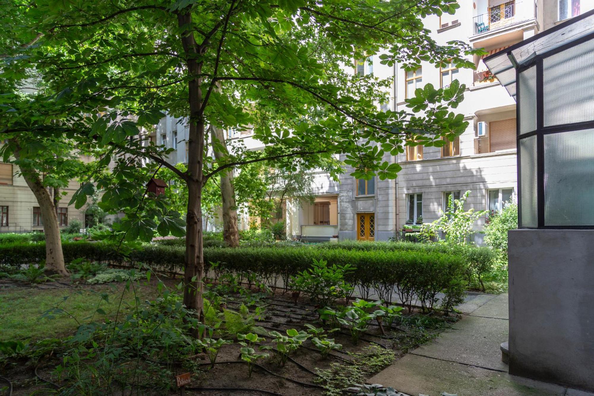 Gorgeous Flat Right Near The City Center Будапеща Екстериор снимка